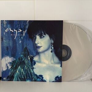 Moon Shadow Blu-ray Disc -